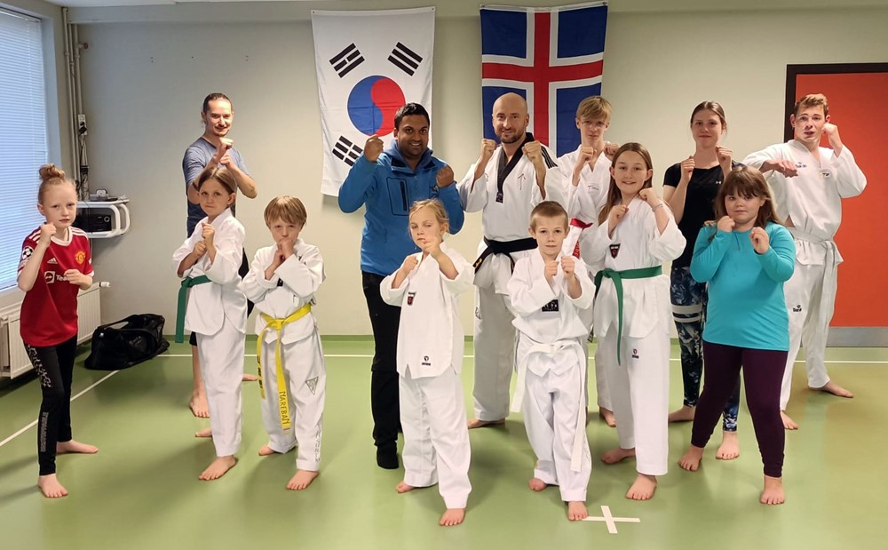 GG og TaeKwonDo undirrita samstarf 2.jpg